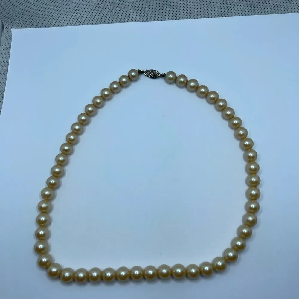 Vintage glass pearls